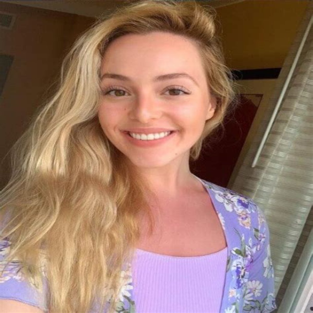 Grace Kinstler Height, Weight, Age, Measurements, Net Worth, Facts